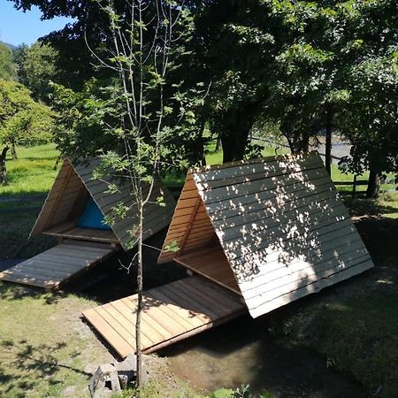 Kamp Na Otoku - Ljubno Ob Savinji Hotell Exteriör bild