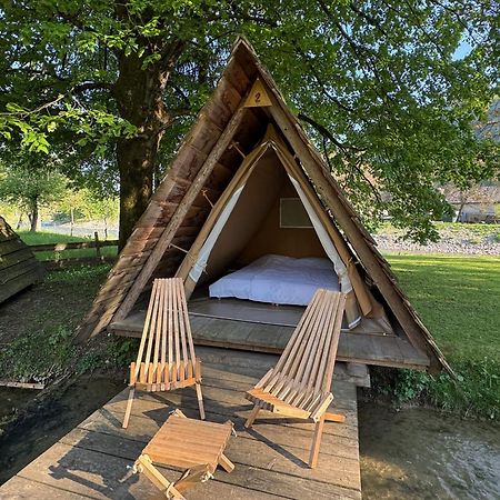 Kamp Na Otoku - Ljubno Ob Savinji Hotell Exteriör bild