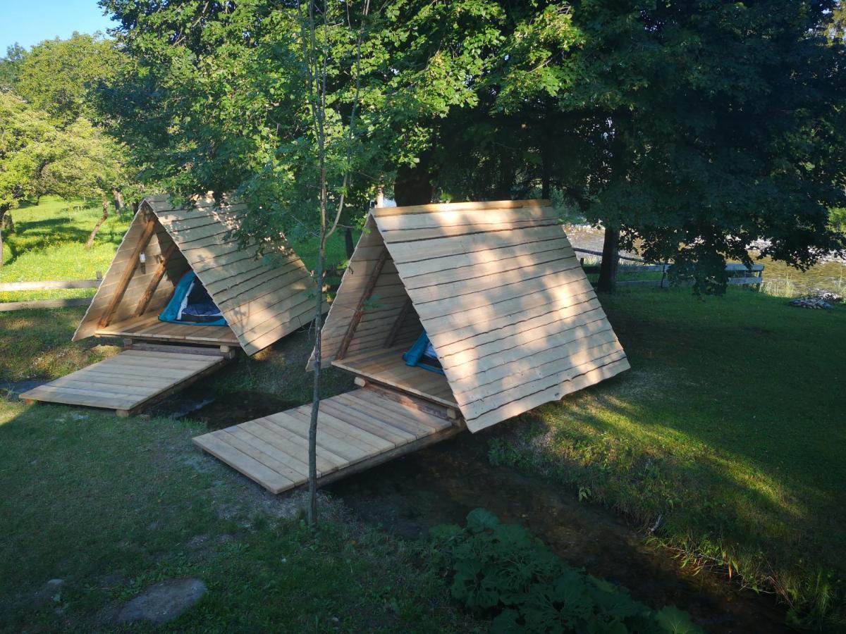 Kamp Na Otoku - Ljubno Ob Savinji Hotell Exteriör bild