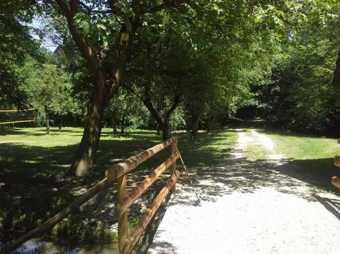 Kamp Na Otoku - Ljubno Ob Savinji Hotell Exteriör bild