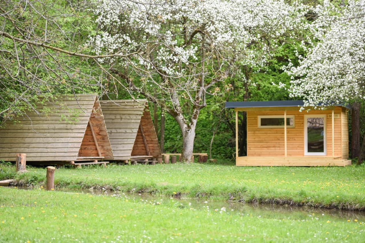Kamp Na Otoku - Ljubno Ob Savinji Hotell Exteriör bild