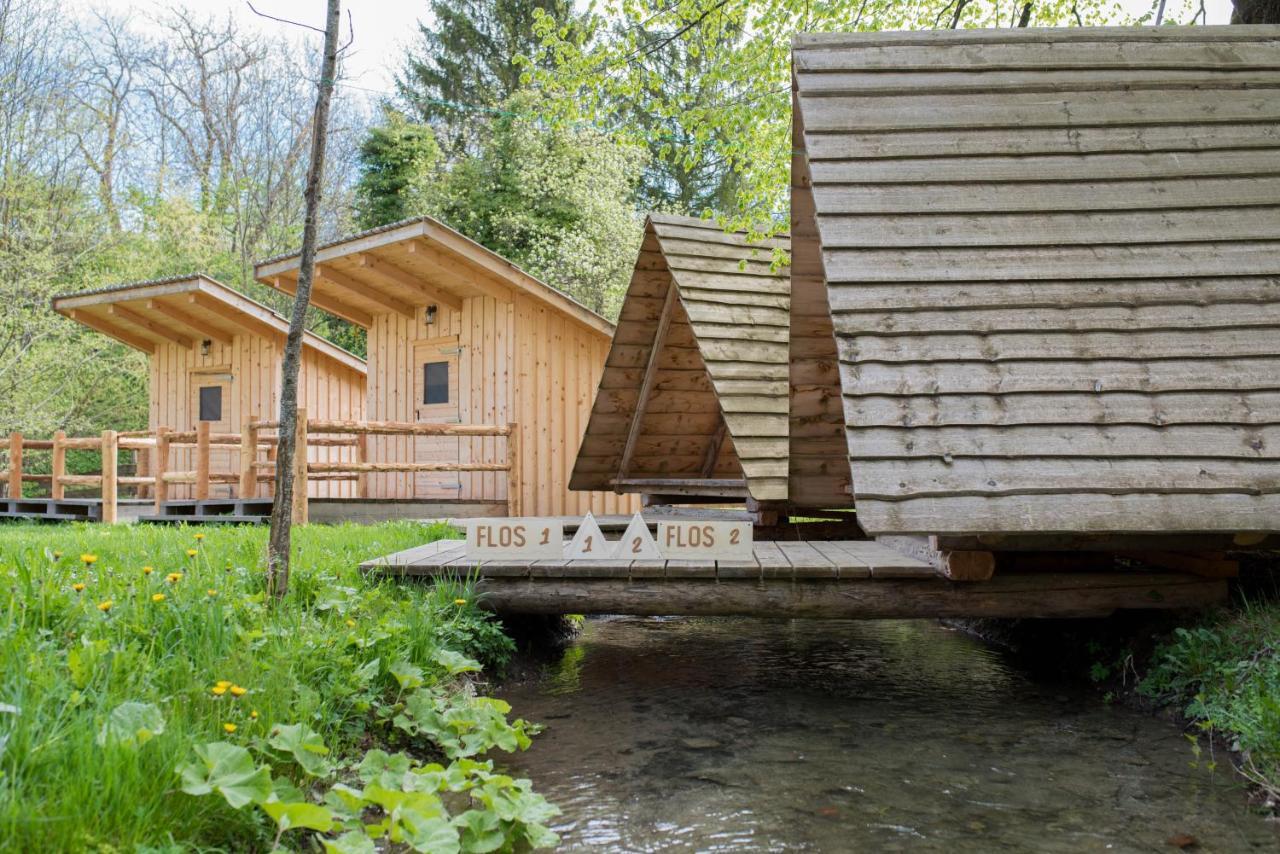 Kamp Na Otoku - Ljubno Ob Savinji Hotell Exteriör bild
