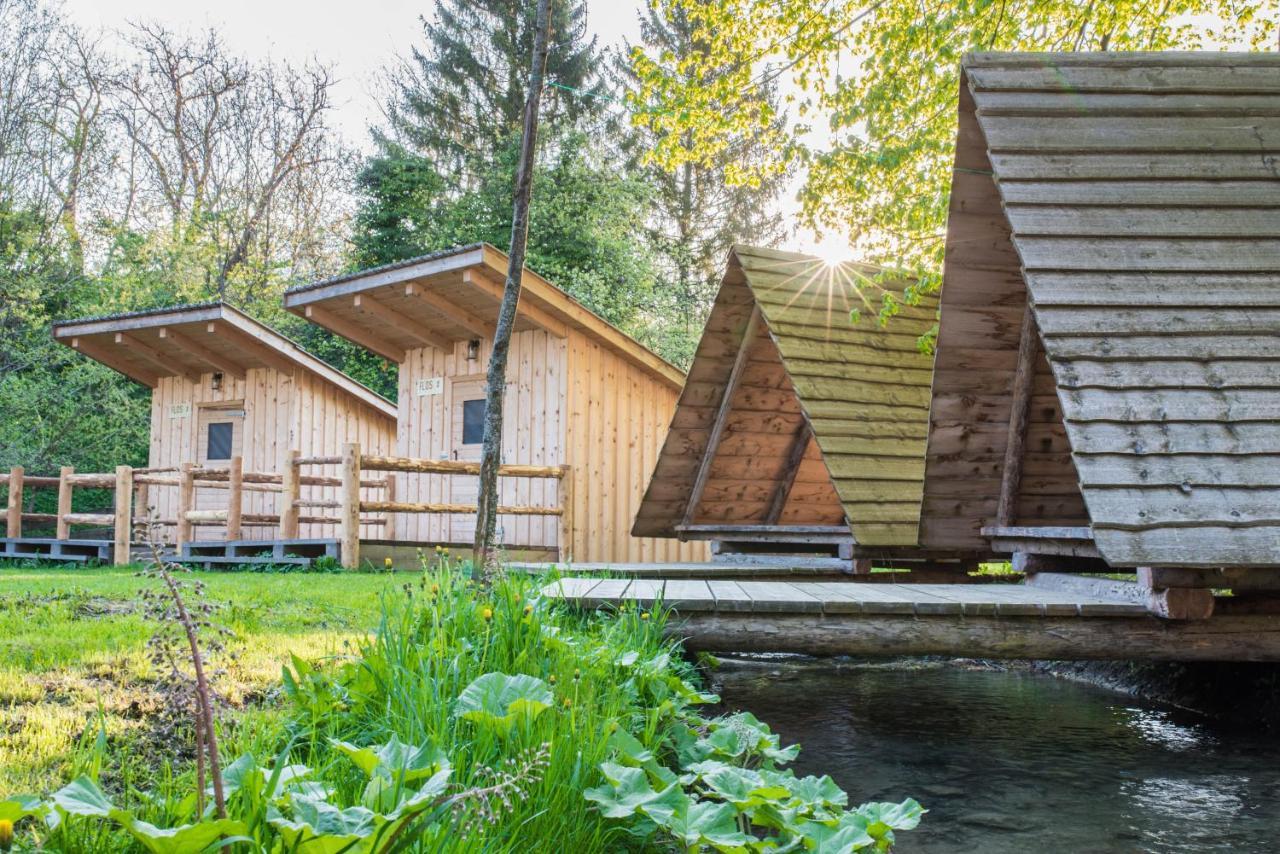 Kamp Na Otoku - Ljubno Ob Savinji Hotell Exteriör bild