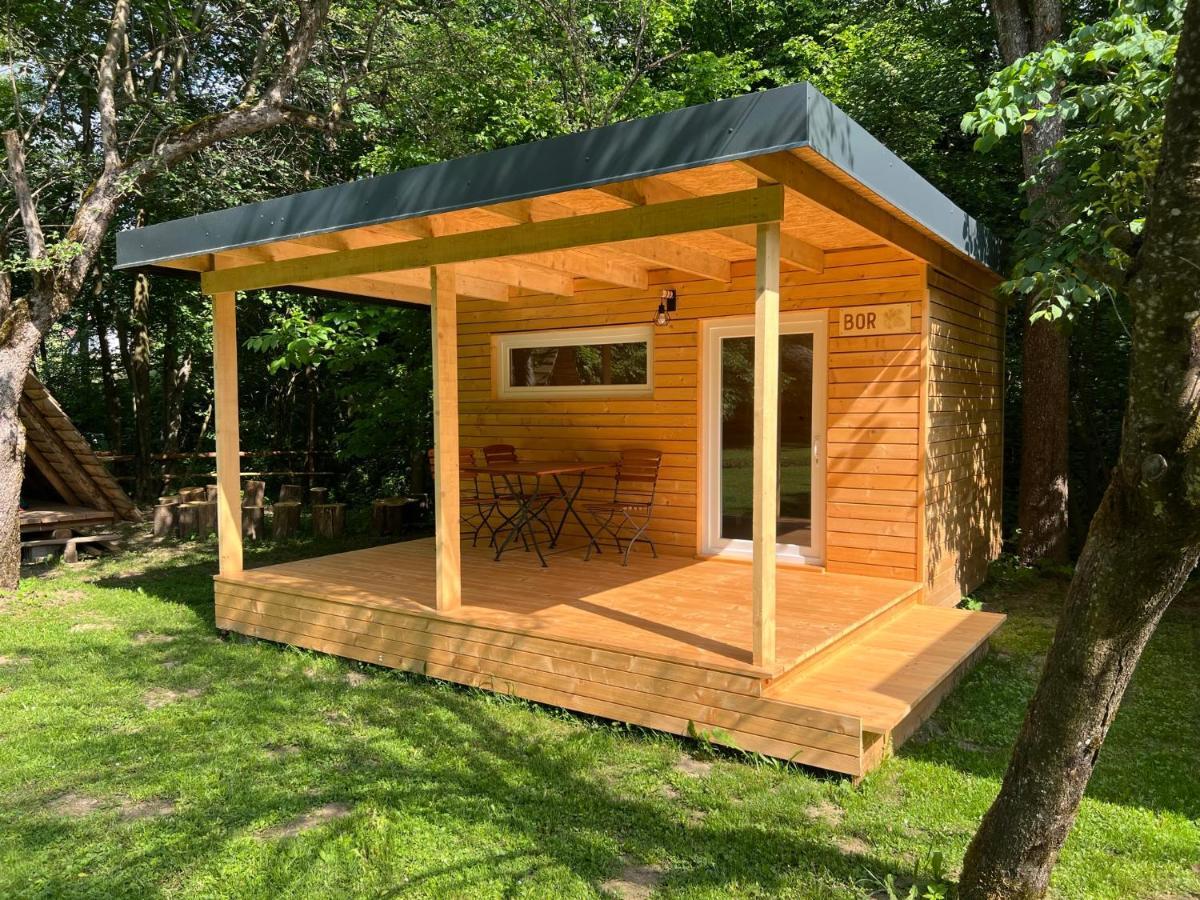 Kamp Na Otoku - Ljubno Ob Savinji Hotell Exteriör bild